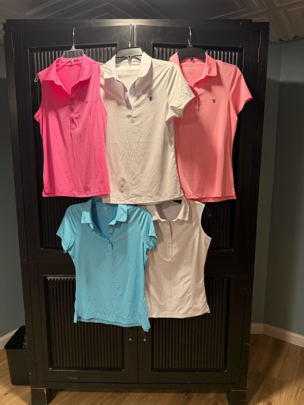Women's XS Golf Polo Tops - Classic Collared Tees dry fit material - lot of 5